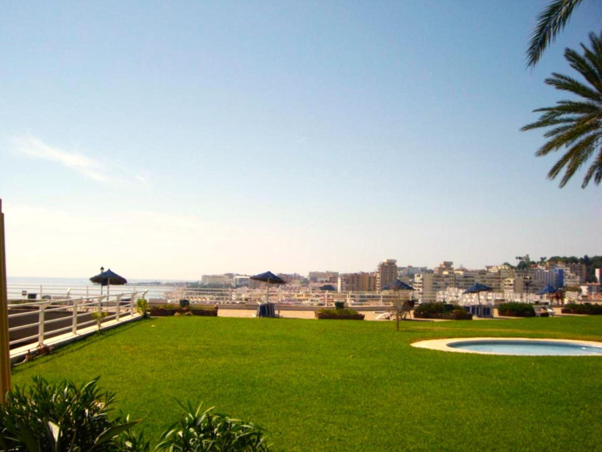 Santa Clara Modern & Exclusive Seafront Apartment Torremolinos Exterior photo