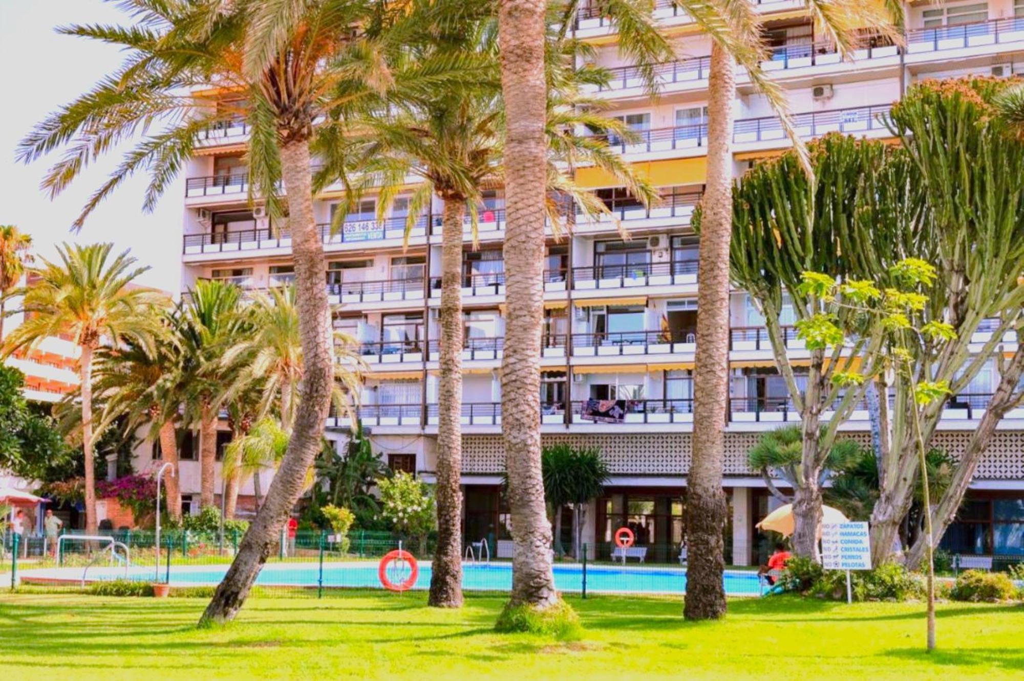 Santa Clara Modern & Exclusive Seafront Apartment Torremolinos Exterior photo